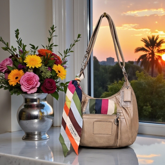 Coach Handbags - Coach 2010 Poppy Legacy W/matching Legacy Scarf